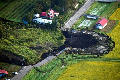 A strong earthquake struck saturday off northern japan, shaking buildings even in tokyo and triggering a tsunami advisory for a part of the northern coast. Japan earthquake and typhoon in pictures: Dozens buried as ...