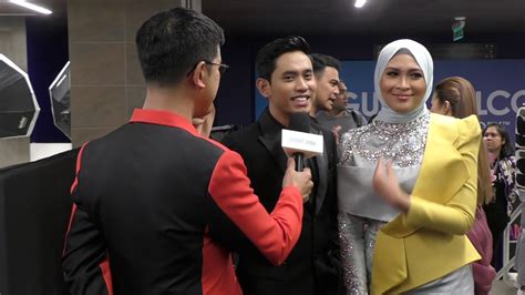 Bagi yang tidak tahu, malam ini 21.4.2019 akan berlangsungnya majlis anugerah meletop era 2019 tau. Serasinya Khai Bahar & Siti Nordiana di Karpet Merah ...