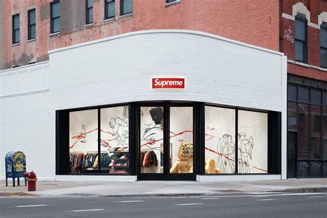 Supreme Is Opening A Chicago Flagship Store This November