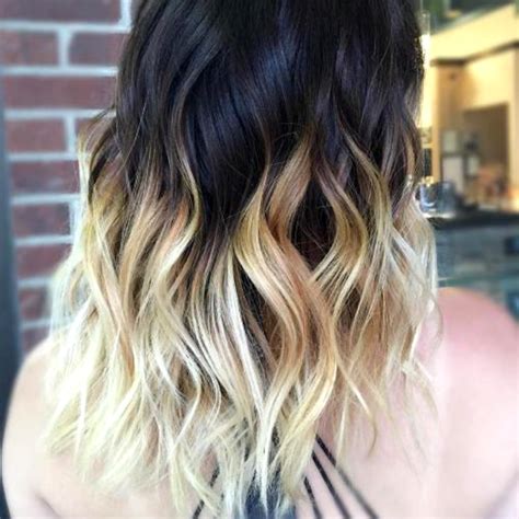 'if you're just focusing on covering the roots to prolong the time between salon appointments or if you have regrowth, i much prefer to refresh the ends of previously coloured hair and not leave the colour on as long because it's already. Everything To Know About How To Dip Dye Hair