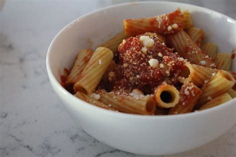 3 Authentic Italian Pasta Sauce Recipes You Can Make In Your Dorm Room
