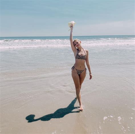 Her birthday, what she did before fame, her family life, fun trivia facts, popularity rankings, and more. Jordyn Jones - Social Media Photos and Video 06/11/2020 ...