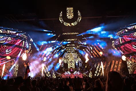 Ultra Music Festival Review Eric Prydz Martin Garrix Zedd