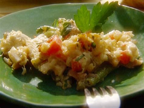 Everyone knows paula deen is famous for her amazing food, and most people tend to think her recipes are pretty unhealthy. Chicken and Rice Casserole : Paula Deen : Food Network ...