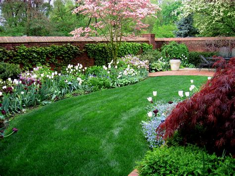 Climbers and perennials require attention at intervals. Low Maintenance Gardens - Garden Design & Ideas in ...