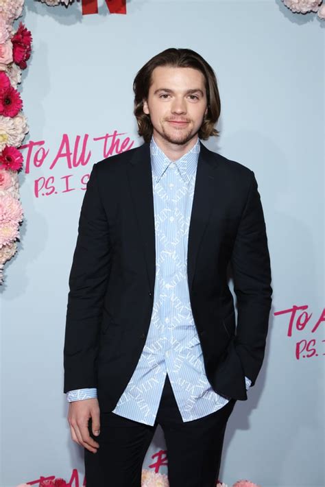 Hot Pictures Of The Kissing Booth Star Joel Courtney Popsugar