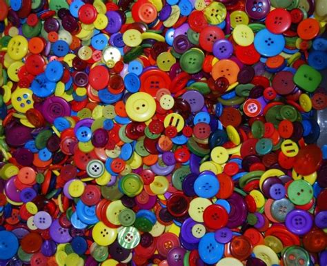 Pack Of 50g Mixed Sizes And Colours Rainbow Buttons Celloexpress