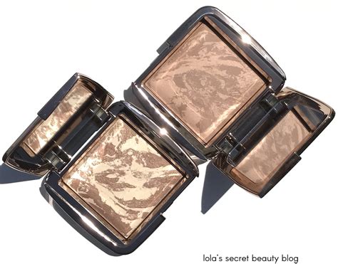 Lola S Secret Beauty Blog New Hourglass Ambient Lighting Bronzer In Diffused Bronze Light And