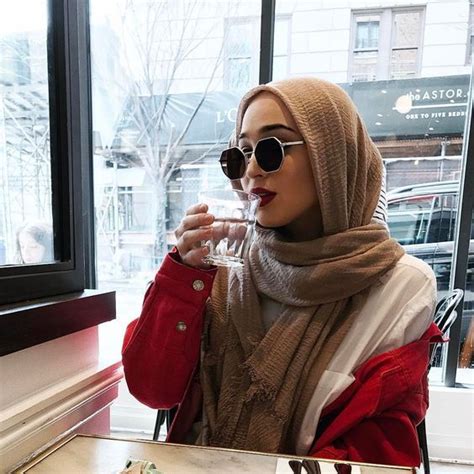 How To Wear Sunglasses With Hijab Gaya Hijab Pakaian Kasual Pakaian