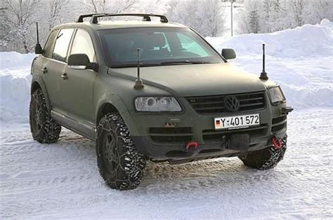 VW Touareg In Army Costumes