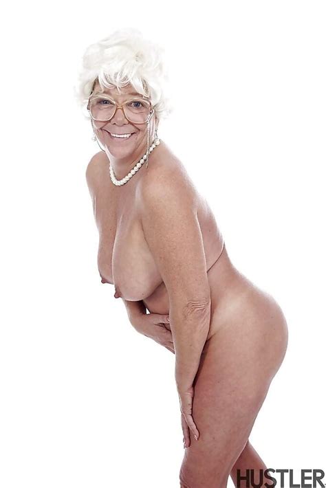 Granny Pornstar Karen Summer Modelling At Grannyfap Com