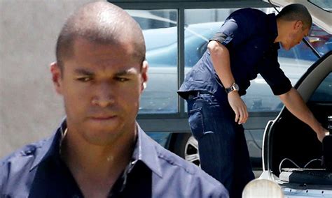 The Bachelor S Blake Garvey Drops Off Louise Pillidge At Perth Airport