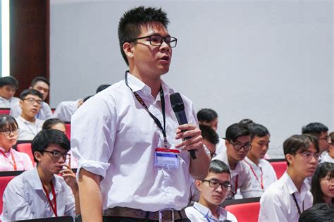 Đó là do họ hay tạt bóng cho schick không chiến với bàn mở tỷ số là ví dụ. Đoàn đại biểu Hạ nghị viện Cộng hòa Séc thăm Đại học Tôn ...