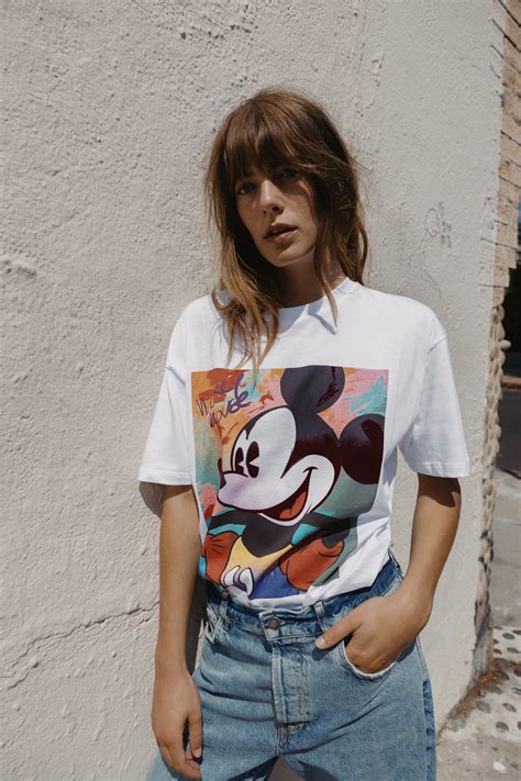 Ondular Religioso Nostalgia Camiseta Mickey Y Minnie Zara Pequeño