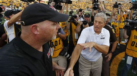 Kirk Ferentz Becomes Iowa S Winningest Coach With 33 7 Victory Over Northern Illinois Chicago