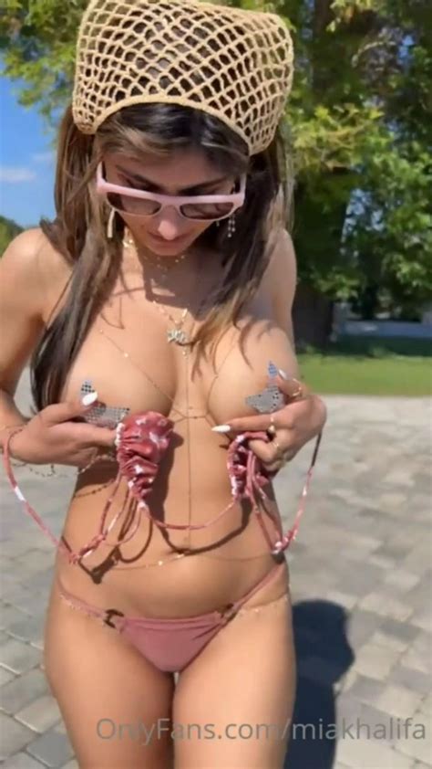 Mia Khalifa Topless Bikini Pasties Onlyfans Video Leaked Sexy EGirls