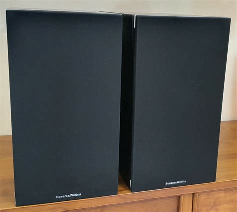 Bowers And Wilkins 685 S2 Speakers
