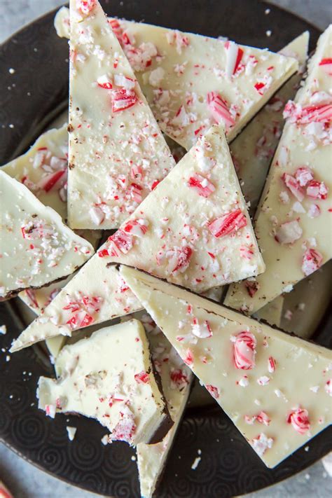 Easy Peppermint Bark Candy Recipe