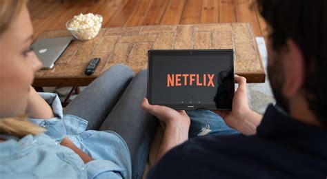 Si Tienes Netflix Con Tu Pareja Y Romp Is Qu Puedes Hacer Menzig