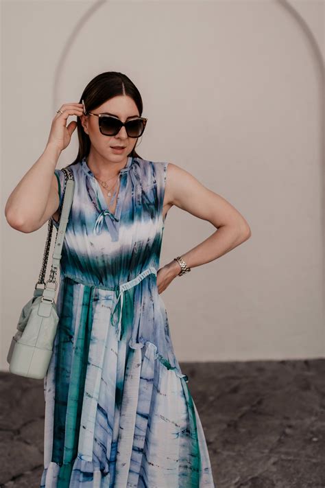 Batik Kombinieren Leicht Gemacht So Schön Ist Der Tie Dye Trend Im