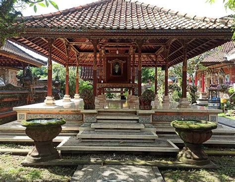 Mengenal 10 Bagian Rumah Adat Bali dan Keunikannya
