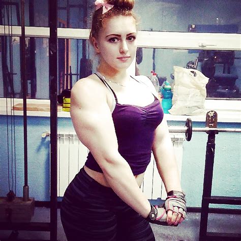 Julia Vins Sexy Teen Bodybuilder