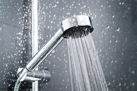 5 Mind Blowing Benefits Of Shower Sex