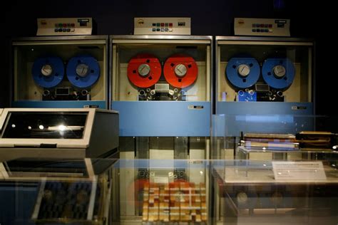 Computer History Museum Unveils Its Makeover The New York Times