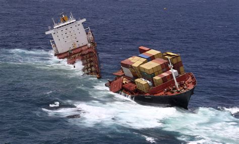 Officers In New Zealand Ship Crash Plead Guilty
