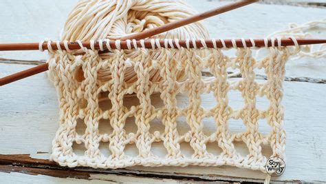 El punto abanico, o punto concha, es el patrón en que se tejen múltiples varetas en un mismo punto. Punto Falso Crochet: un calado fácil en dos agujas ...