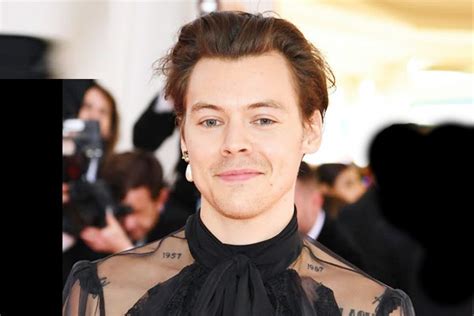 I really hope to play the shows as planned for 2021 but will continue to monitor the situation over the coming weeks and months. Harry Styles postpones "Love On Tour" until summer 2021 ...