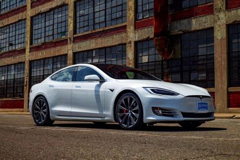 Not only was the model 3 the leading selling electrical vehicle in the u.s. 2021 Tesla Model S Review, Pictures, Pricing and Specs ...