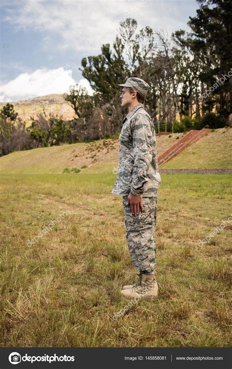 Military Soldier Standing At Attention Posture — Stock Photo
