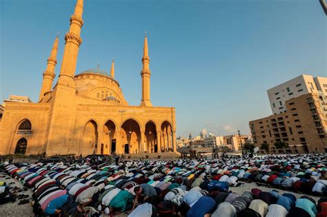 Muslims Around The World Celebrate Eid Al Adha Los Angeles Times