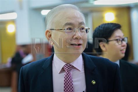 Wee ka siong is the minister in the prime minister's department and he is also the member of parliament for ayer hitam (p.148), johor since 2004. Marzuki, Yong advised to get recognised degrees from TAR ...