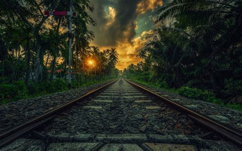 Cloudy Sunset Over Railroad Tracks Fondo De Pantalla Hd Fondo De