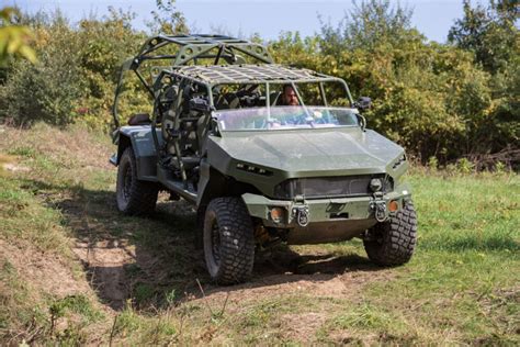 Colorado Zr2 Chassis Gives Gms Military Personnel Vehicle Big Boost