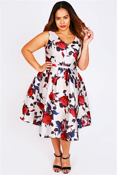 Chi Chi London Ivory And Red Rose Sateen Prom Dress Plus Size 14 16 18 20 22