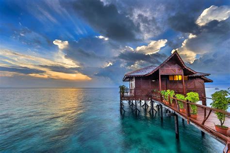 Bungalow On Tropical Beach Hd Wallpaper Background Image 2048x1368