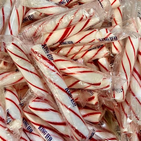 Peppermint Stick Candies 1 2 Pound Early S Honey Stand