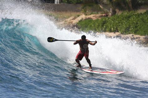 Stand Up Paddle Surfing At Makaha Editorial Image Image Of Blue