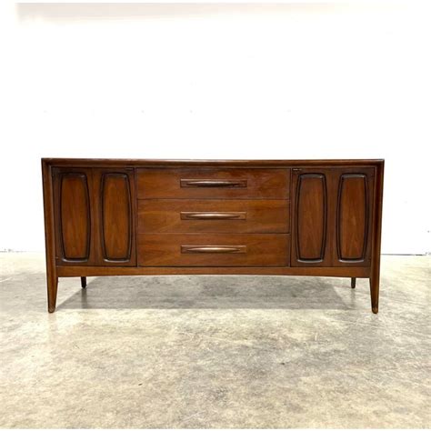 Mid Century Modern Broyhill Emphasis Walnut 3 Drawer Credenza Chairish