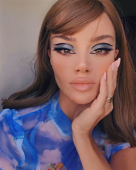 70s Makeup Inbeaut Magazine On Instagram Inbeautmag Via Milyarasaliya
