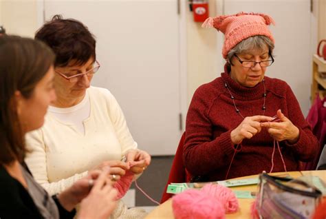 Pussyhat Project Sweeps Bay Area Prompting Demand For Pink Yarn
