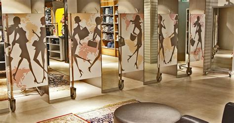 Learn Why Fitting Rooms Matter Retail Customer Experience