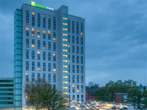 Consultez les 490 avis de voyageurs, 454 photos, et les meilleures offres pour holiday inn pendant votre séjour à luoyang, n'hésitez pas à essayer les restaurants situés non loin de l'holiday inn express luoyang city center, dont lan yu. Holiday Inn Express Cologne - City Centre Hotel by IHG