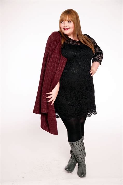 kathastrophal de plus size outfit wearing a burgundy coat by sheego a lace dress designed by
