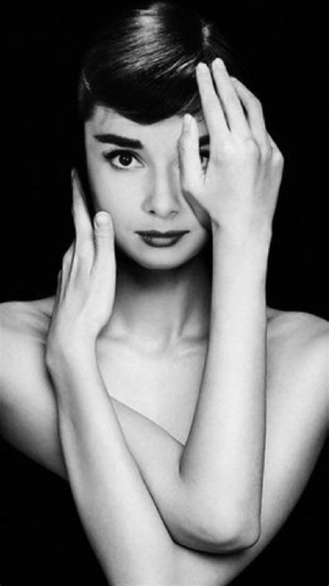 Audrey Hepburn Unpublished Photos Hollywood Glamour Classic Hollywood