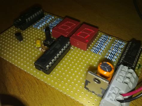 Universal temperaturanzeige für kfz, baumaschinen, schiffe, zweiradfahrzeuge, 12/24 volt. Projekt: Temperaturanzeige - Mikrocontroller.net