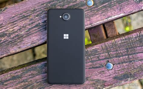 Microsoft Lumia 650 Review Dress For Less Hardware Overview Display